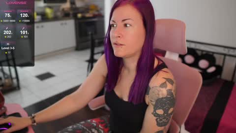 Genny Rock   and  online show from 12/28/24, 03:15