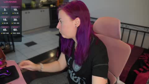 Genny Rock   and  online show from 01/02/25, 01:30