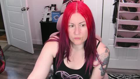 Genny Rock   and  online show from 05/17/26, 04:58