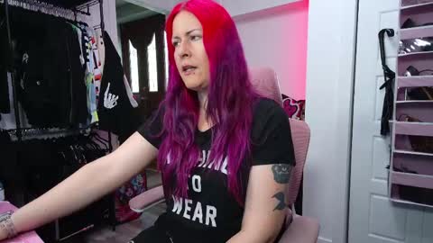 Genny Rock   and  online show from 05/28/26, 02:47