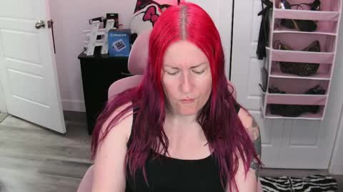 Genny Rock   and  online show from 06/04/26, 12:33