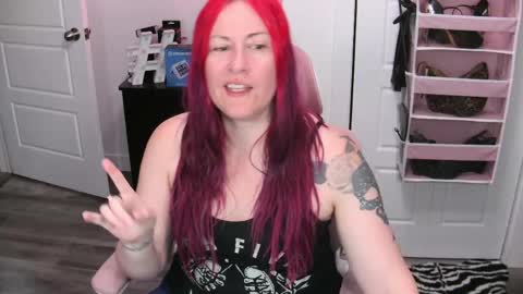 Genny Rock   and  online show from 06/06/26, 01:16