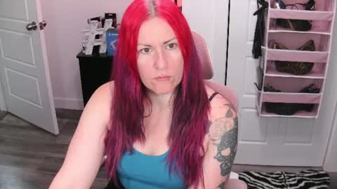 Genny Rock   and  online show from 06/10/26, 01:32