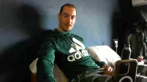 Snapshot of genraro69 chatting on 06/02/26, 01:24 Genaro online show from 06/02/26, 01:24