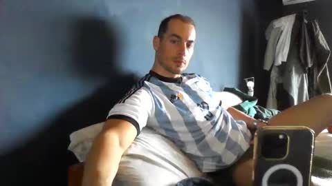 Snapshot of genraro69 chatting on 06/03/26, 02:33 Genaro online show from 06/03/26, 02:33