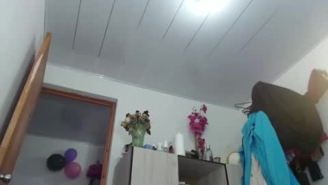 gensesisex online show from 12/08/24, 03:32