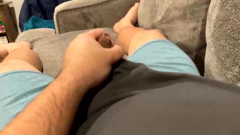 gentle_handhug online show from 12/18/25, 01:00