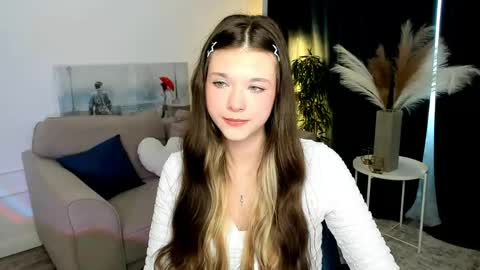 Alice online show from 05/04/26, 04:19