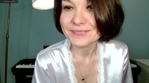 Elena online show from 02/02/26, 11:42