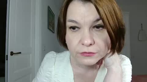 Elena online show from 06/10/26, 11:53