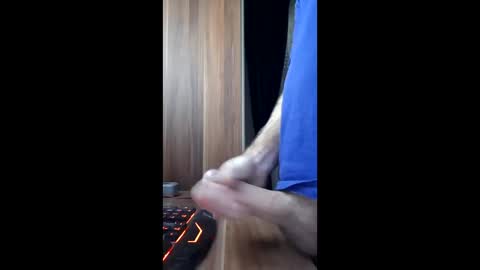 Snapshot of george150473 chatting on 12/15/25, 12:31 Georgi online show from 12/15/25, 12:31