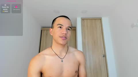 Snapshot of george_cams1 chatting on 05/10/26, 11:10 Jorge online show from 05/10/26, 11:10