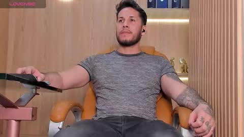 Snapshot of george_diesell_ chatting on 11/09/25, 08:18 George online show from 11/09/25, 08:18