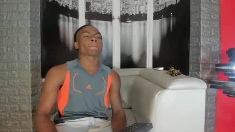 Snapshot of george_lancee chatting on 10/09/25, 04:10 G E O R G E online show from 10/09/25, 04:10