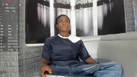 Snapshot of george_lancee chatting on 10/29/25, 03:31 G E O R G E online show from 10/29/25, 03:31