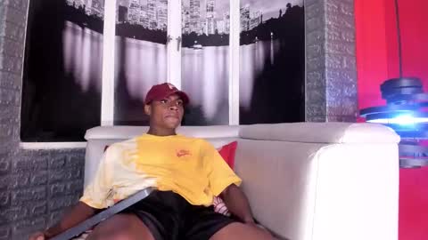 G E O R G E online show from 12/03/25, 04:09