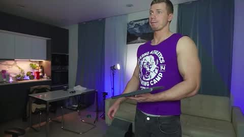 George my Fansly  online show from 11/19/25, 05:57