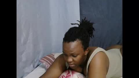 georgeous_kimberly online show from 09/21/25, 08:27