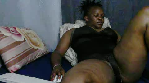 georgeous_kimberly online show from 10/23/25, 07:40