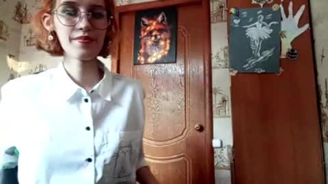 Snapshot of georgianahaeussler chatting on 06/07/26, 03:38 Ellie online show from 06/07/26, 03:38
