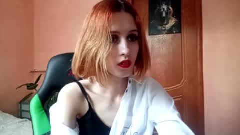 Snapshot of georgianahaeussler chatting on 06/11/26, 03:54 Ellie online show from 06/11/26, 03:54