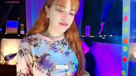 Snapshot of georgina_moschino chatting on 07/07/26, 03:42 georgina_moschino online show from 07/07/26, 03:42