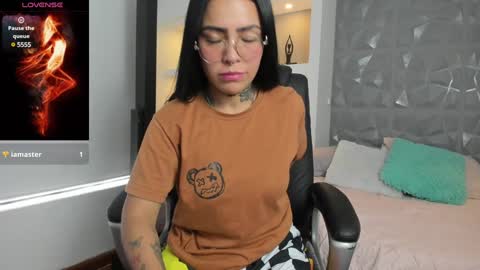 Georgina online show from 12/19/24, 03:52