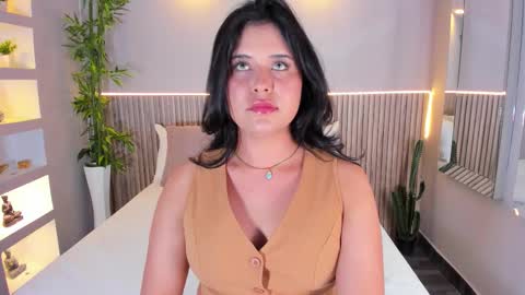 GeorginaReyes  online show from 11/24/25, 10:53