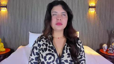 GeorginaReyes  online show from 06/08/26, 05:35