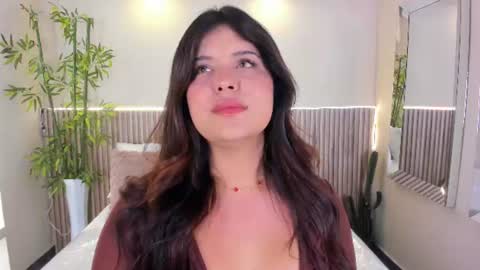 GeorginaReyes  online show from 06/24/26, 10:42