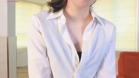 Snapshot of georginatrue chatting on 09/18/25, 03:08 My name is Kelly online show from 09/18/25, 03:08