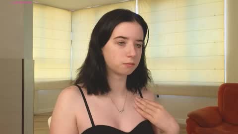 Snapshot of georginatrue chatting on 10/08/25, 03:26 My name is Kelly online show from 10/08/25, 03:26