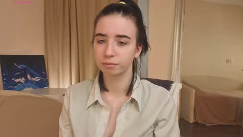 Snapshot of georginatrue chatting on 10/20/25, 03:07 My name is Kelly online show from 10/20/25, 03:07