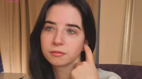 Snapshot of georginatrue chatting on 10/25/25, 03:14 My name is Kelly online show from 10/25/25, 03:14