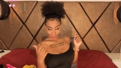 Snapshot of georgis__ chatting on 11/10/25, 10:20 Georgina online show from 11/10/25, 10:20