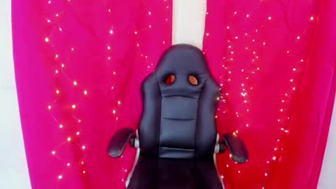 Snapshot of gerar_santos chatting on 12/14/25, 06:12 Gerar online show from 12/14/25, 06:12