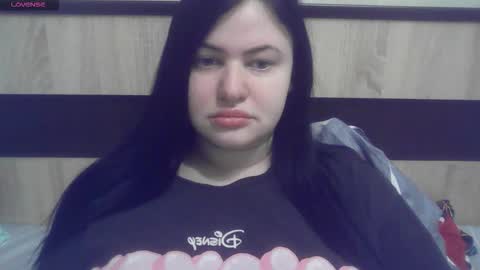 Snapshot of german_eva chatting on 02/18/26, 06:37 Eva online show from 02/18/26, 06:37