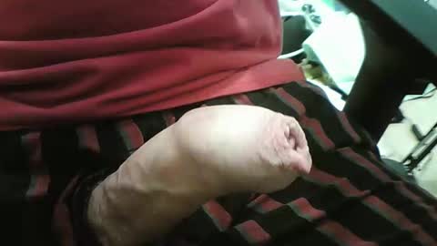 Snapshot of germandaddydick1 chatting on 11/29/25, 05:21 germandaddydick1 online show from 11/29/25, 05:21