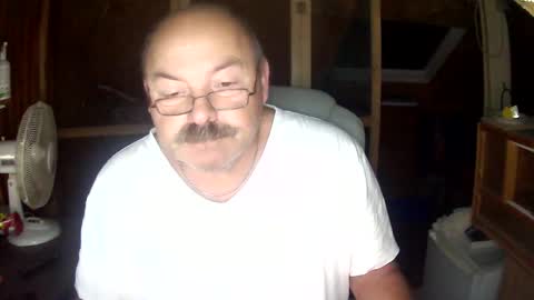 Snapshot of germany_50 chatting on 09/11/25, 04:01 germany_50 online show from 09/11/25, 04:01