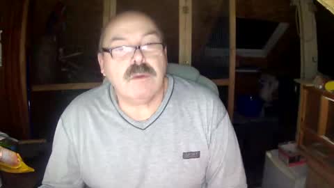 germany_50 online show from 11/28/25, 04:04