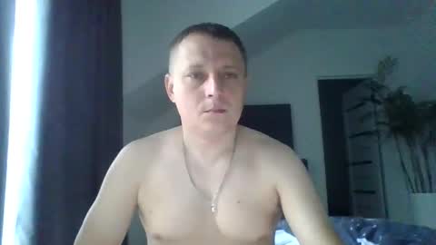 Snapshot of gerrylaylol chatting on 10/04/25, 09:07 gerrylaylol online show from 10/04/25, 09:07