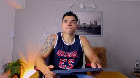 Snapshot of gerson_zt chatting on 09/16/25, 06:53 im Gerson online show from 09/16/25, 06:53