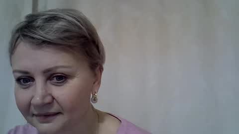 Snapshot of gessy_angel chatting on 12/22/25, 06:32 gessy_angel online show from 12/22/25, 06:32