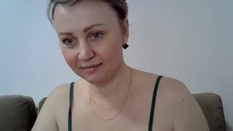Snapshot of gessy_angel chatting on 02/19/26, 07:26 gessy_angel online show from 02/19/26, 07:26