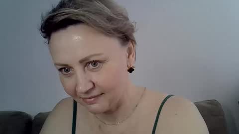 Snapshot of gessy_angel chatting on 02/20/26, 09:00 gessy_angel online show from 02/20/26, 09:00