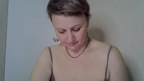 Snapshot of gessy_angel chatting on 02/21/26, 08:21 gessy_angel online show from 02/21/26, 08:21