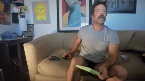 GetsNatty online show from 10/19/25, 05:35