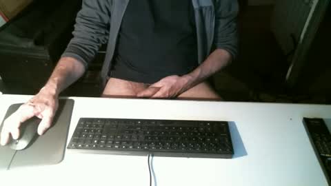 getz62 online show from 01/03/25, 03:33