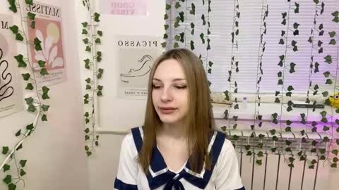 Snapshot of gf_yup chatting on 12/21/24, 11:55 Alexa online show from 12/21/24, 11:55