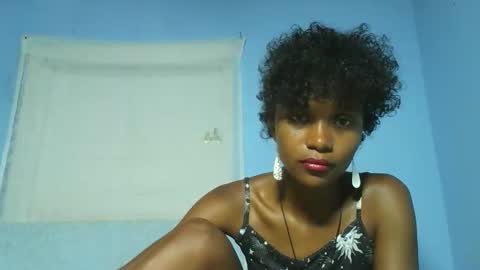 Snapshot of gggloria chatting on 12/22/25, 06:49 gggloria online show from 12/22/25, 06:49